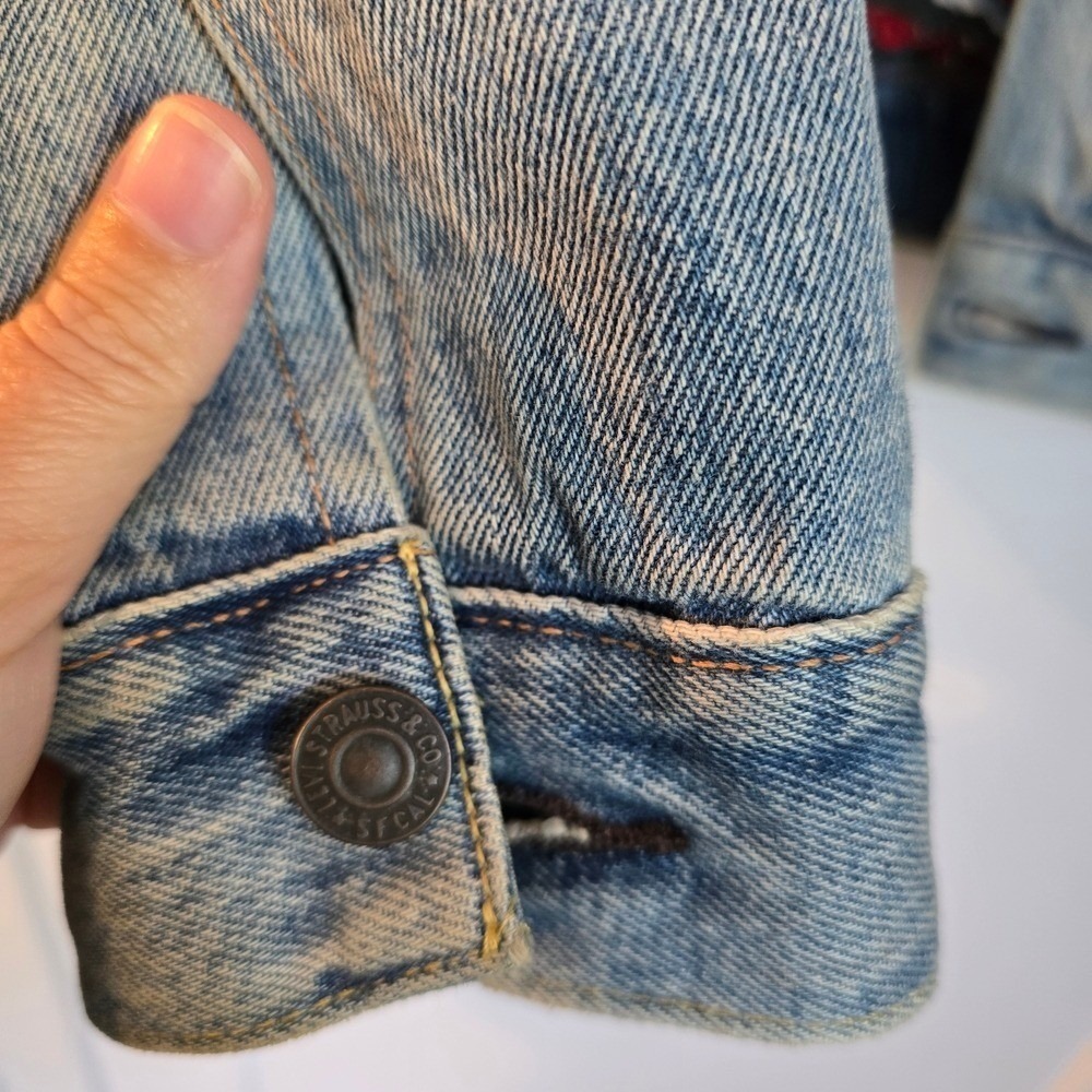 Levi Strauss & Co Denim Jacket Aloha Print Lined Blue Medium Wash Trucker - Picture 8 of 16